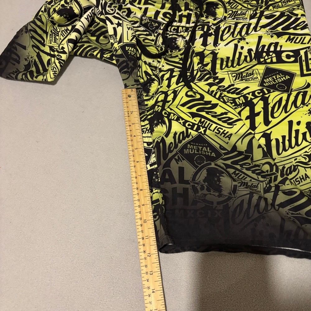 Metal Mulisha Mens Board Shorts Size 38 Lime Green Black Graphic Fade Motocross - Picture 2 of 9